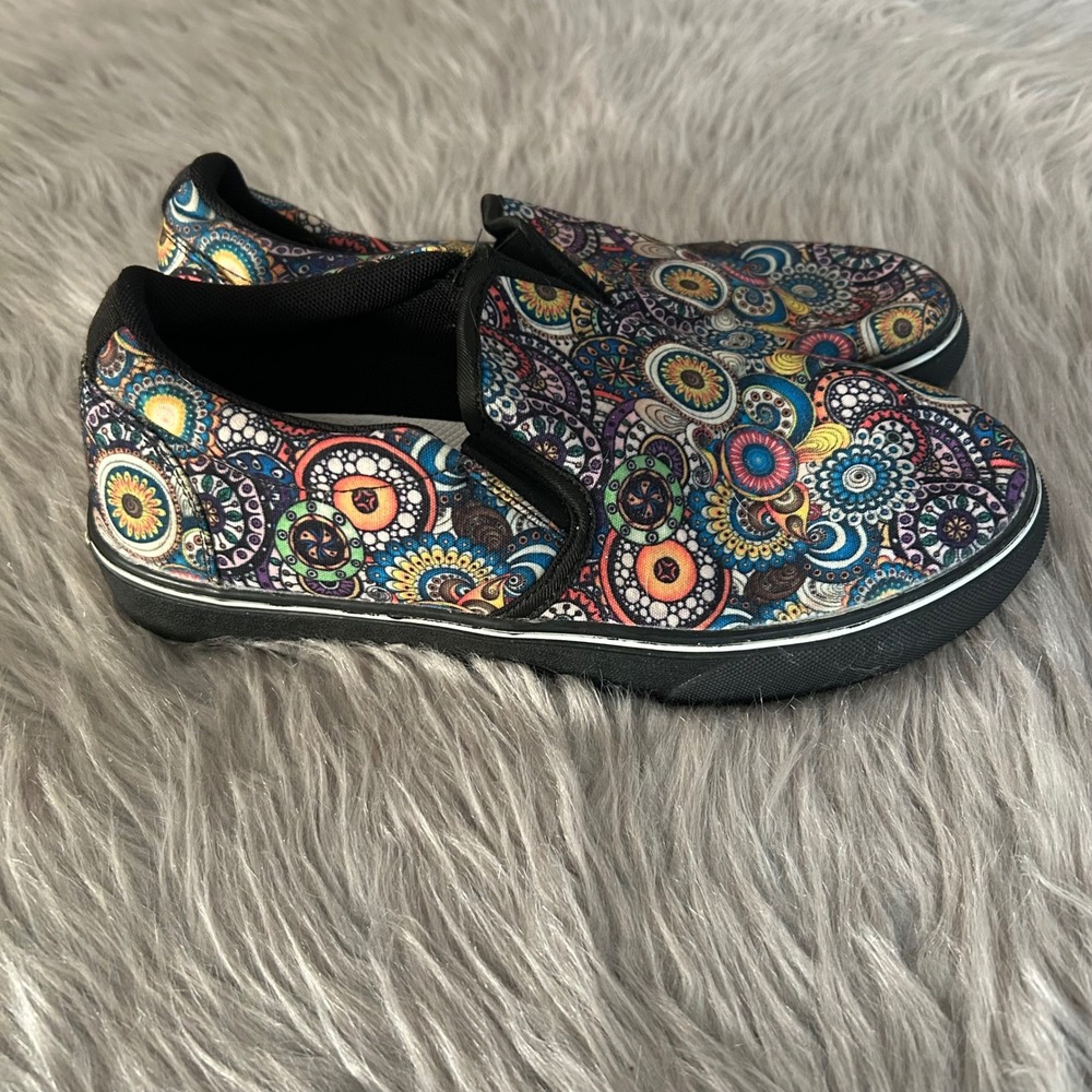 Yes We Vibe Canvas Shoes Mens Size 7 Womens 9 Slip On Multicolored